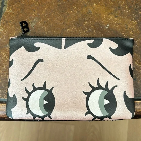 Betty Boop by Ipsy Cosmetic Bag - Picture 1 of 4